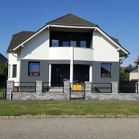 Honfoglalas Apartman